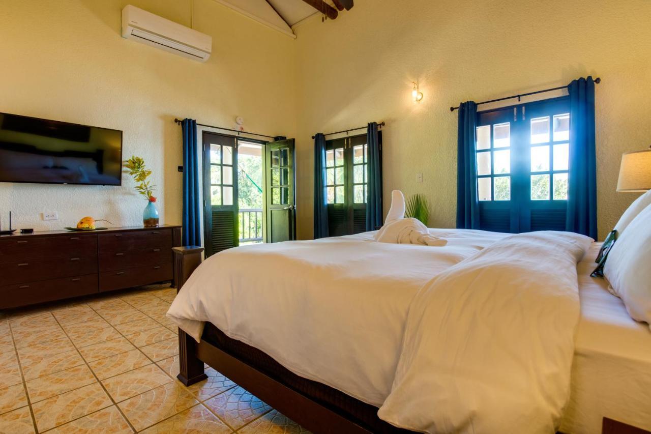 Mariposa Belize Beach Resort Placencia Luaran gambar